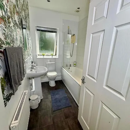 Lovely 1br Flat * بريستول