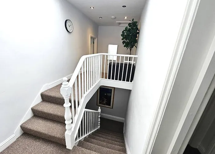 Lovely 1br Flat 아파트 *